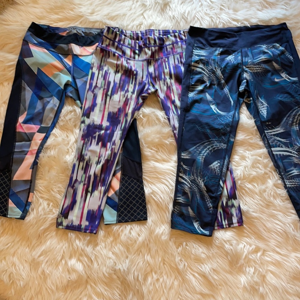 Awesome condition athletic capri legging bundle